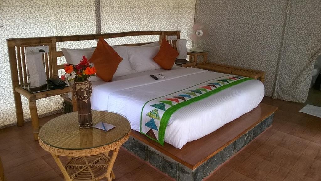 Hotel Bison Woods Yercaud Zimmer foto